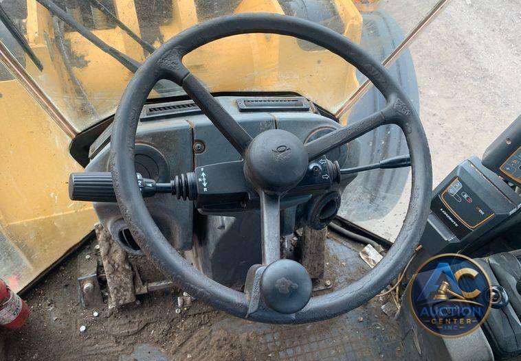 2015 John Deere 744K II wheel loader