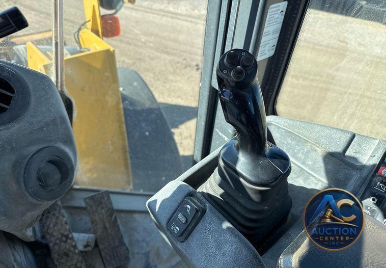 2018 John Deere 544K-II loader