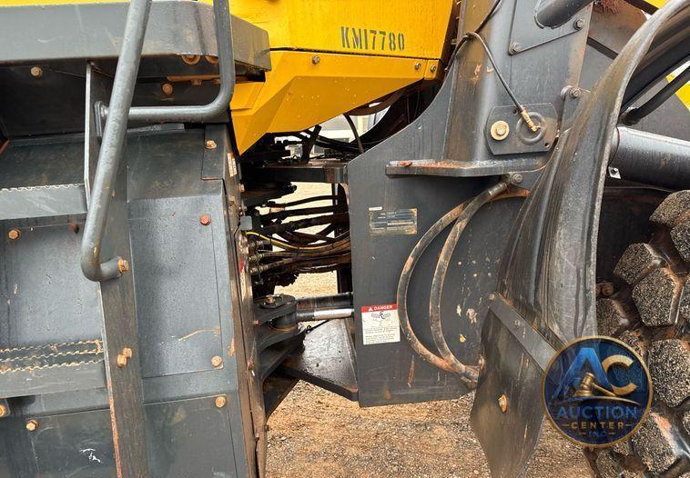 2017 Komatsu WA380-8 wheel loader