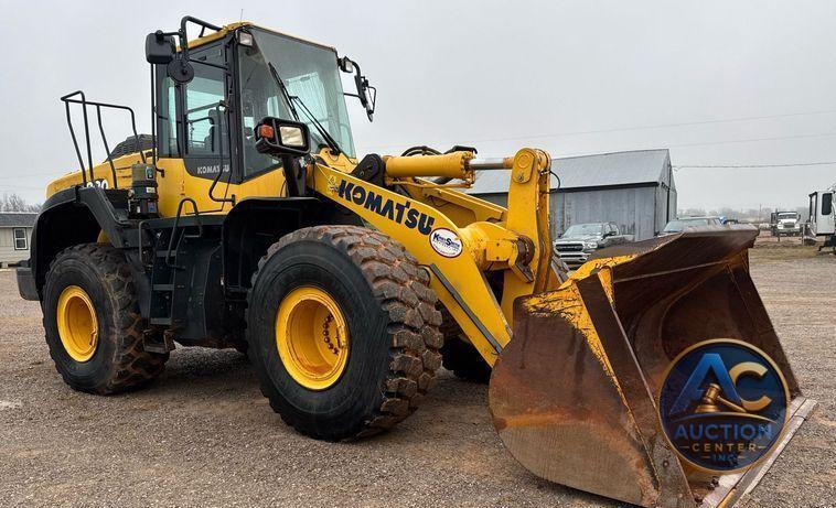2017 Komatsu WA380-8 wheel loader