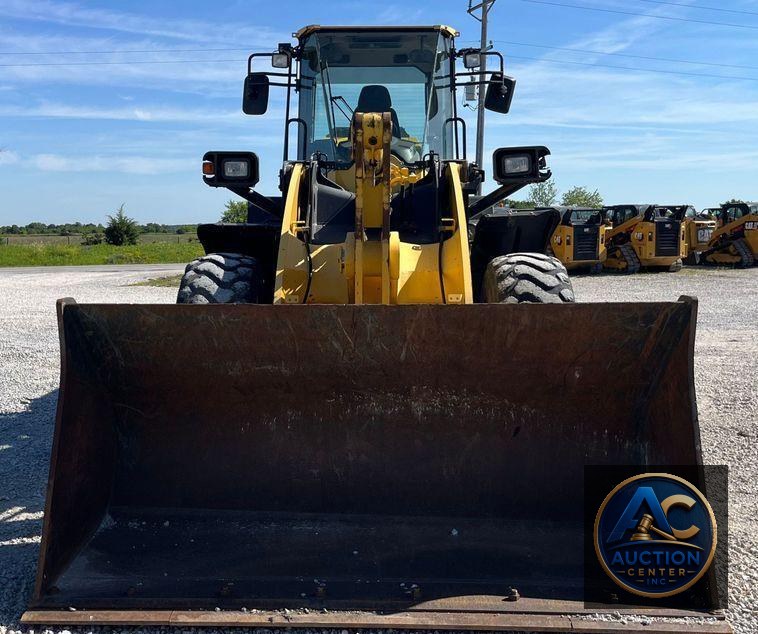 2018 Komatsu WA320-8 wheel loader