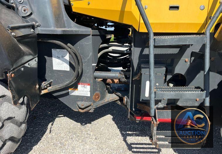 2018 Komatsu WA320-8 wheel loader