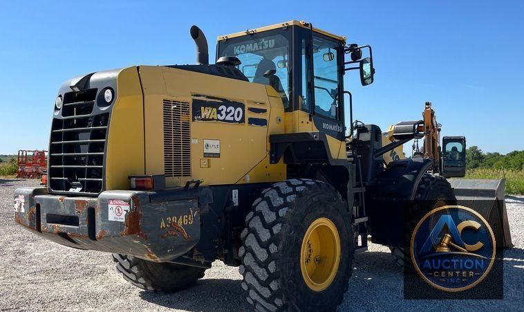 2018 Komatsu WA320-8 wheel loader