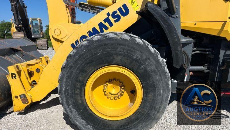 2018 Komatsu WA320-8 wheel loader