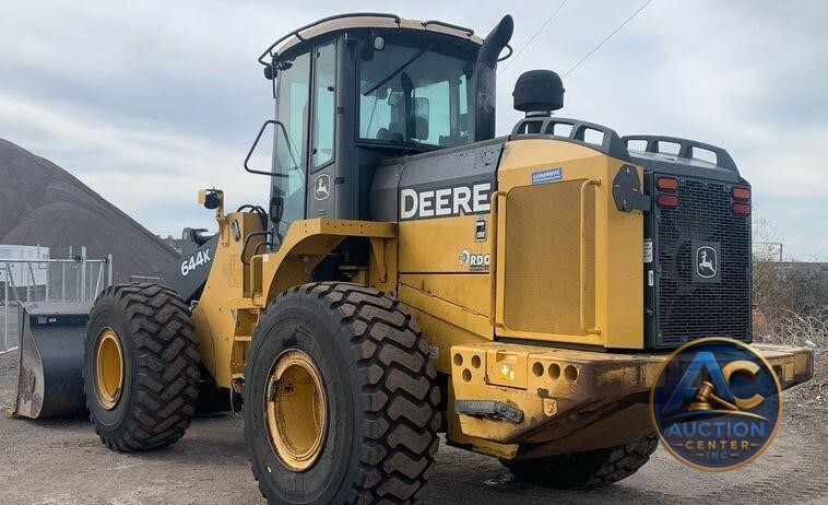 2015 John Deere 644K wheel loader