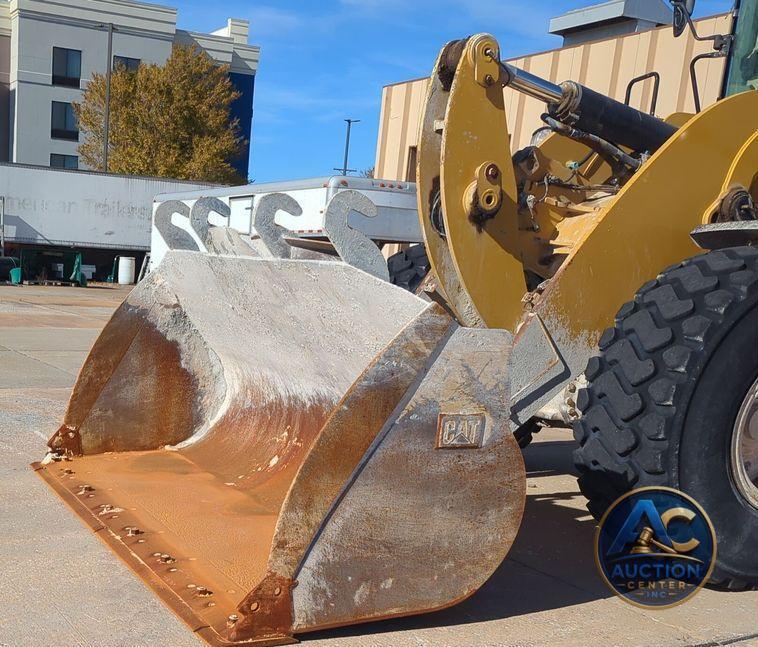 2018 Caterpillar 938M wheel loader