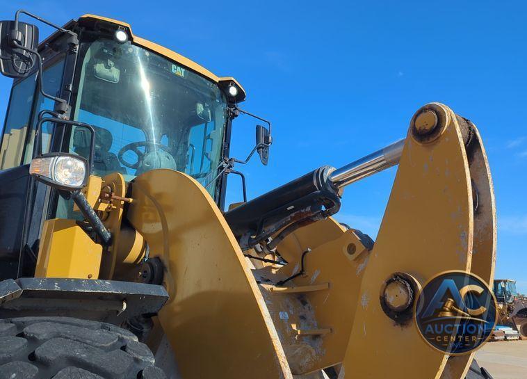 2018 Caterpillar 938M wheel loader