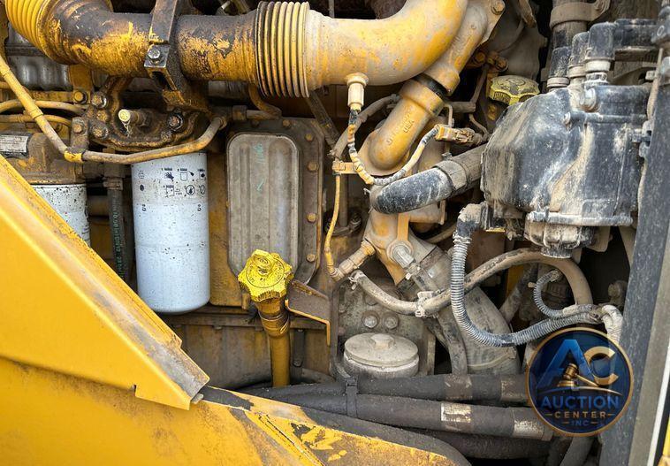 2017 John Deere 824K II wheel loader