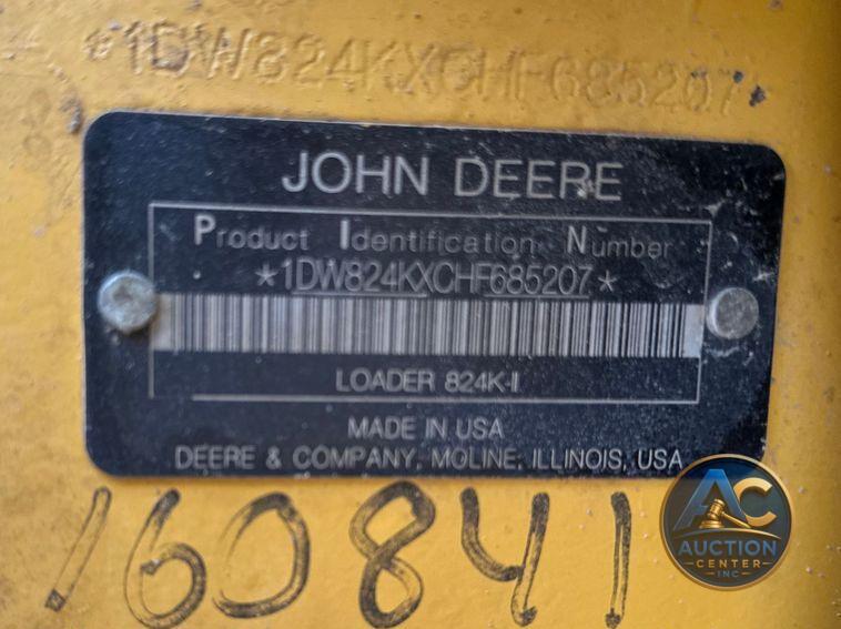 2017 John Deere 824K II wheel loader