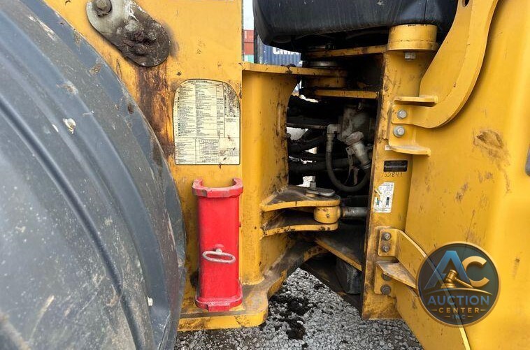2017 John Deere 824K II wheel loader