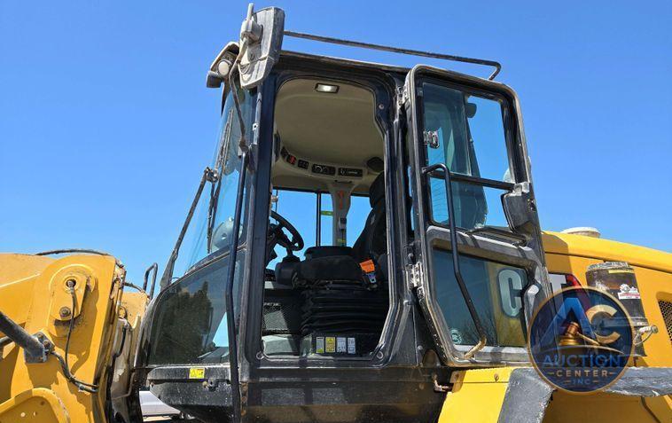 2021 Caterpillar  938M wheel loader