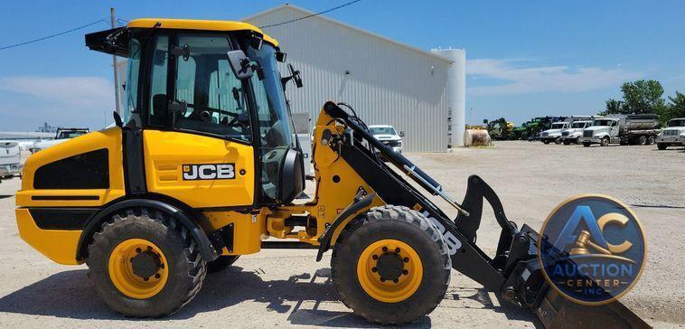 2022 JCB 407 wheel loader