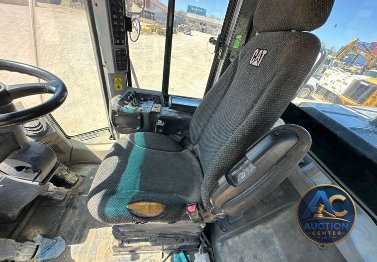 2014 Caterpillar 950K wheel loader