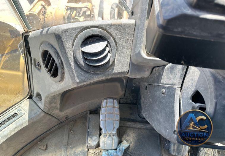 2014 Caterpillar 950K wheel loader