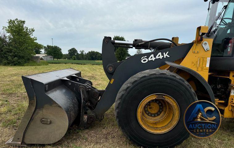 2014 John Deere  644K wheel loader