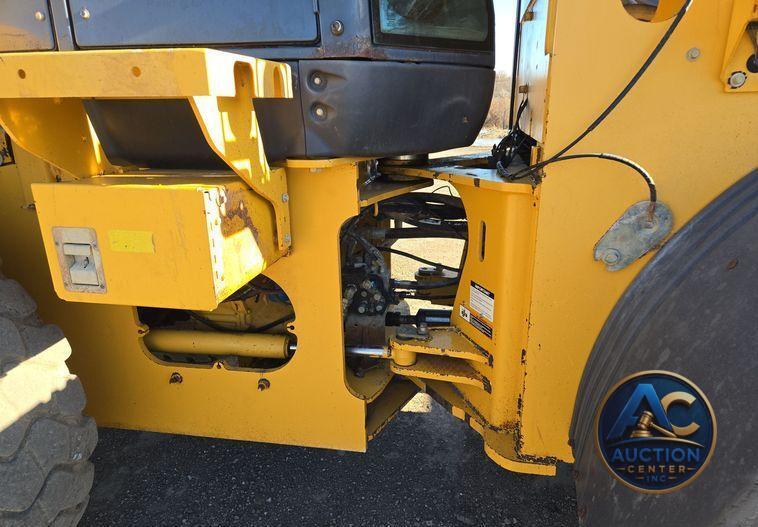 2012 John Deere  644K wheel loader