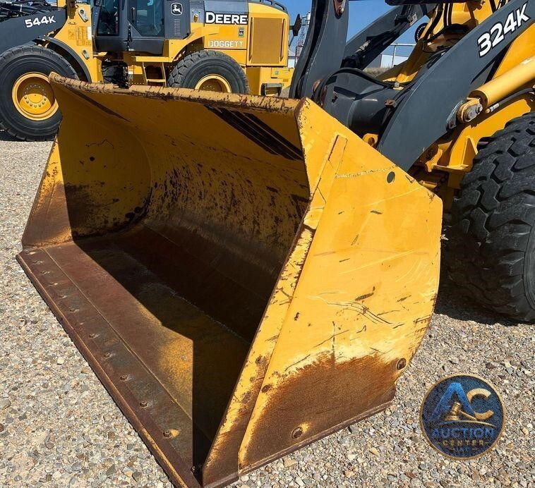 2016 John Deere 324K  wheel loader