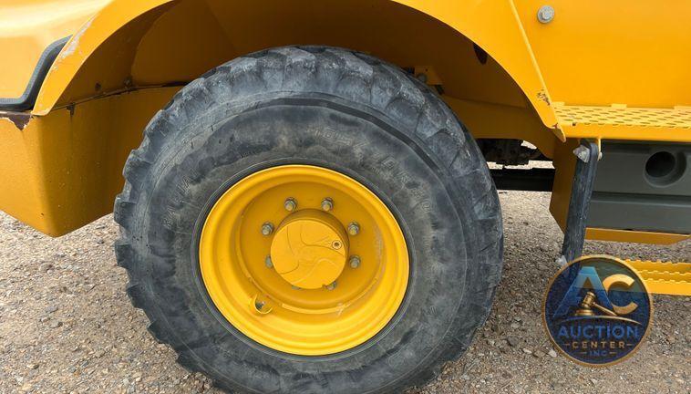 2016 John Deere 324K  wheel loader