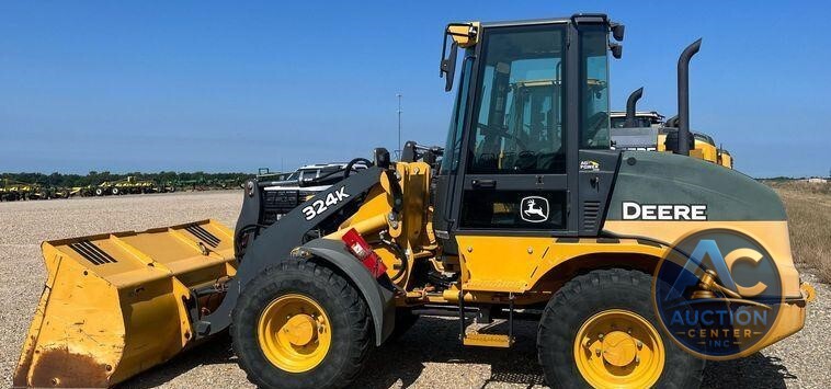 2016 John Deere 324K  wheel loader