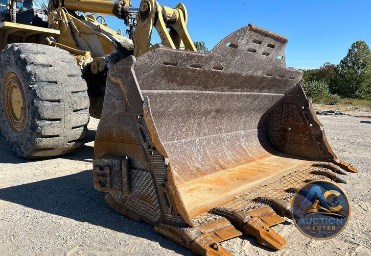 2013 Caterpillar 988H  wheel loader