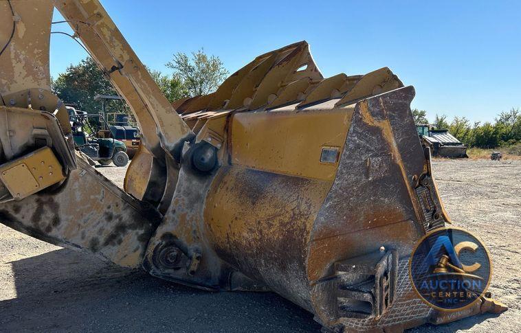 2013 Caterpillar 988H  wheel loader