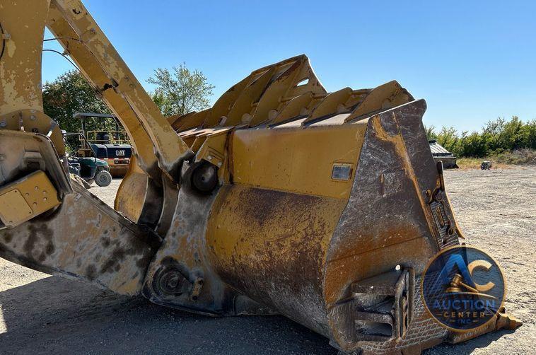 2013 Caterpillar 988H  wheel loader