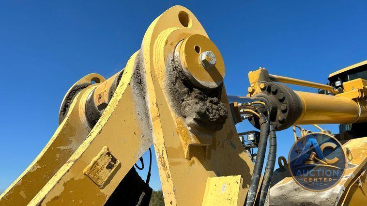 2013 Caterpillar 988H  wheel loader