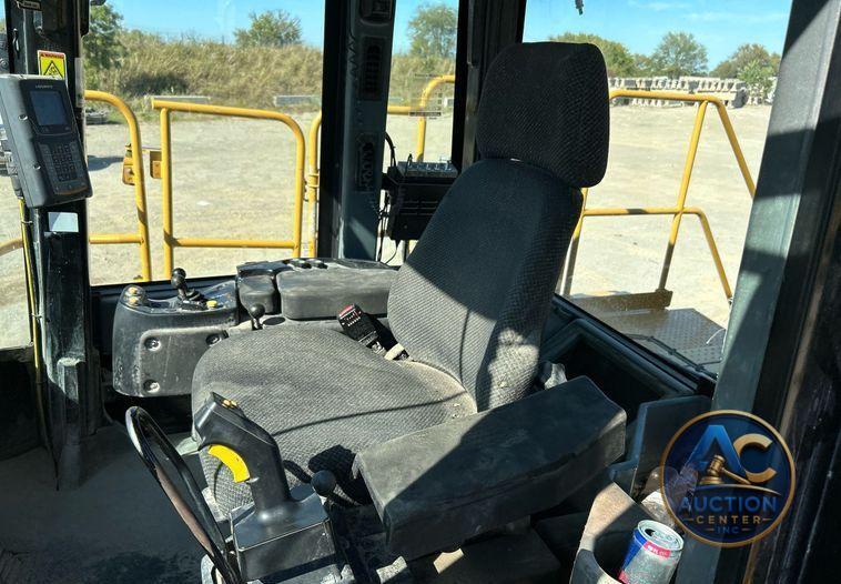 2013 Caterpillar 988H  wheel loader