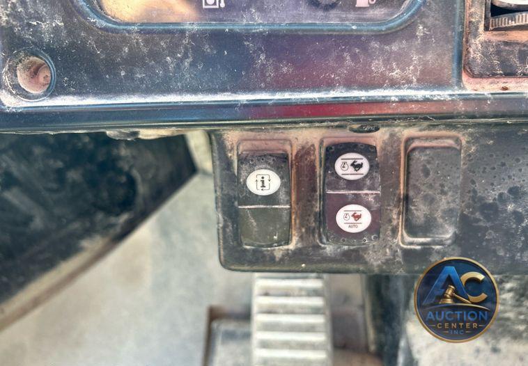 2013 Caterpillar 988H  wheel loader