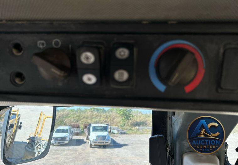 2013 Caterpillar 988H  wheel loader