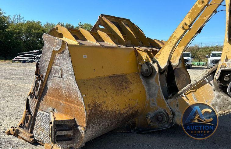 2013 Caterpillar 988H  wheel loader