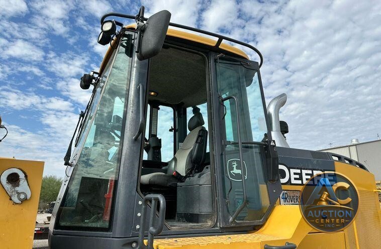 2017 John Deere 624K-II  wheel loader