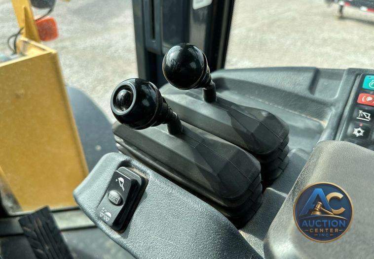 2017 John Deere 624K-II  wheel loader