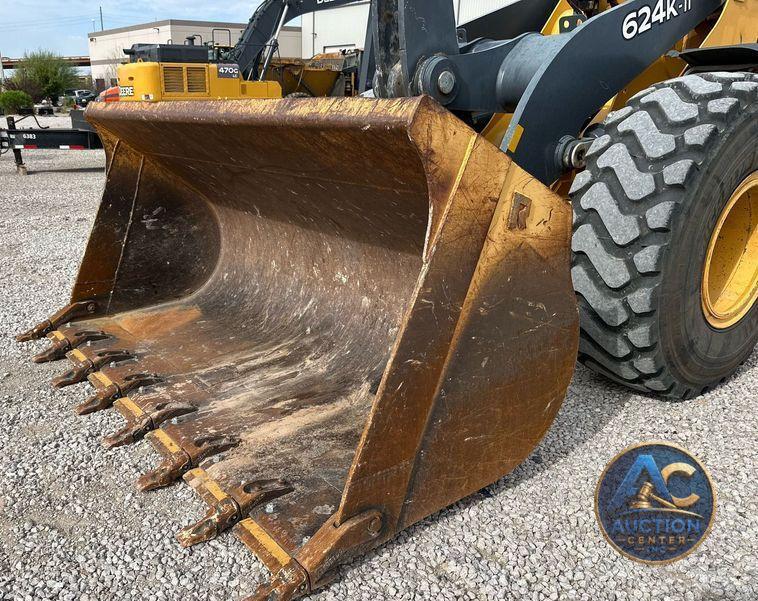 2017 John Deere 624K-II  wheel loader