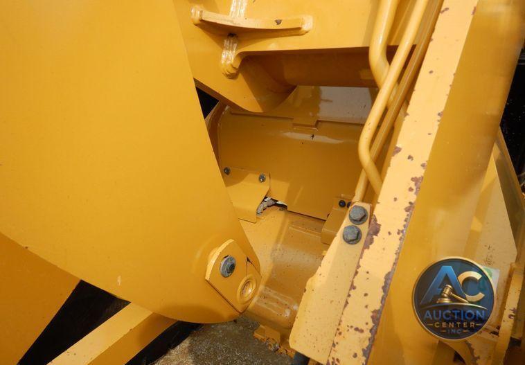 2016 Caterpillar 926M  wheel loader