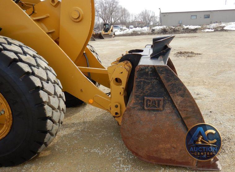 2016 Caterpillar 926M  wheel loader