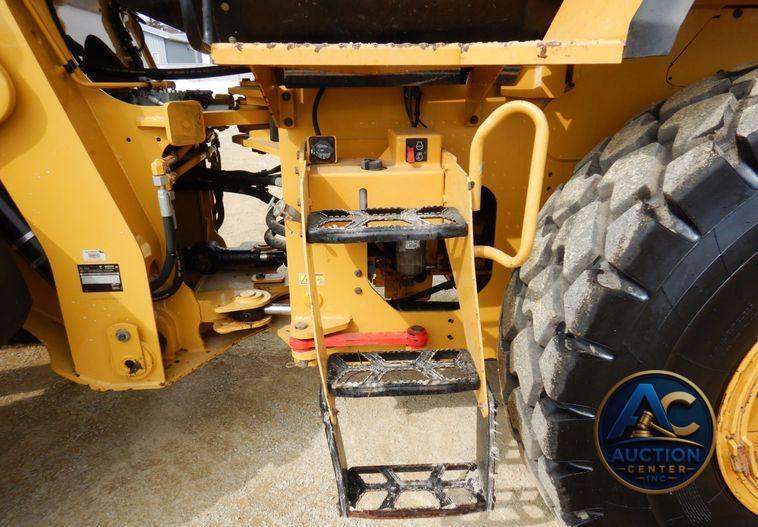 2016 Caterpillar 926M  wheel loader