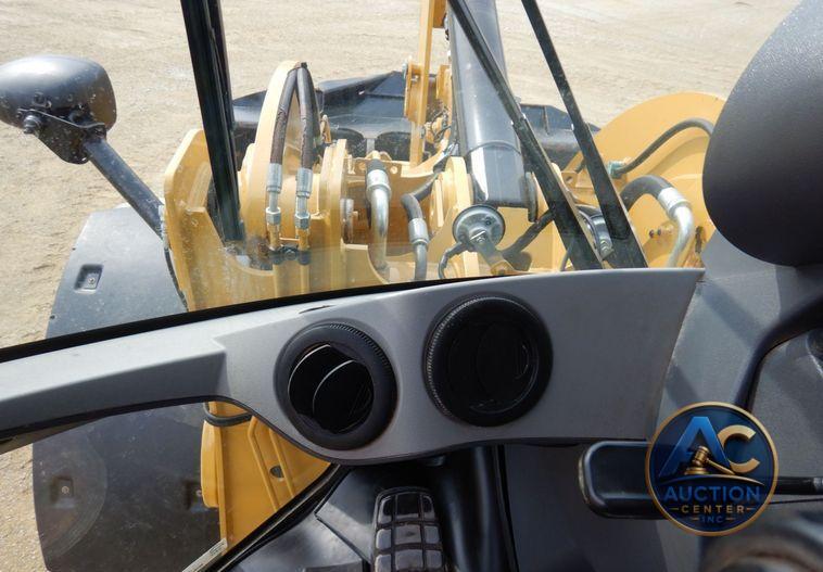 2016 Caterpillar 926M  wheel loader