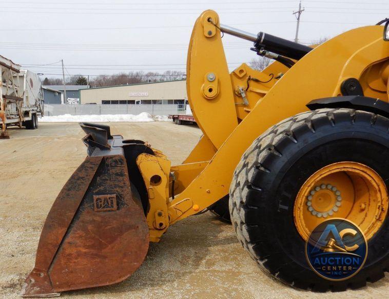2016 Caterpillar 926M  wheel loader