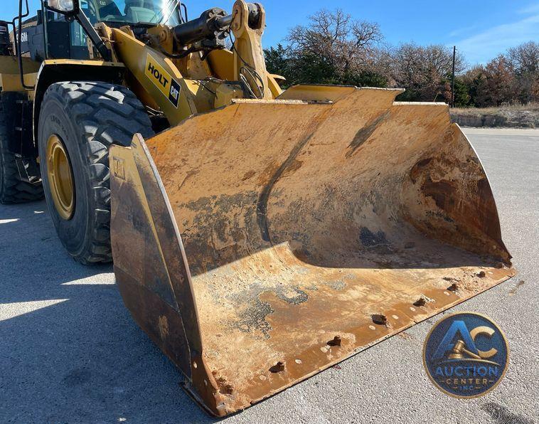 2017 Caterpillar 966M  wheel loader