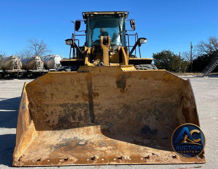 2017 Caterpillar 966M  wheel loader