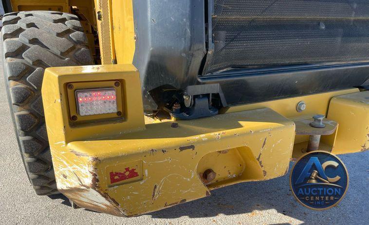 2017 Caterpillar 966M  wheel loader