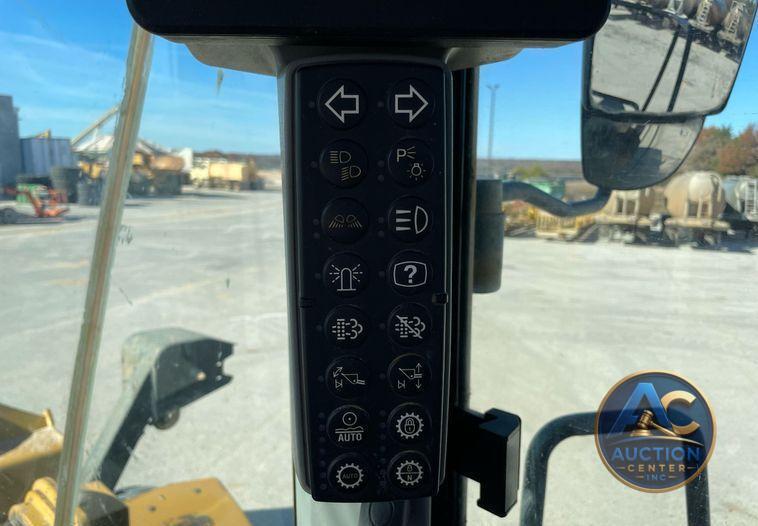 2017 Caterpillar 966M  wheel loader