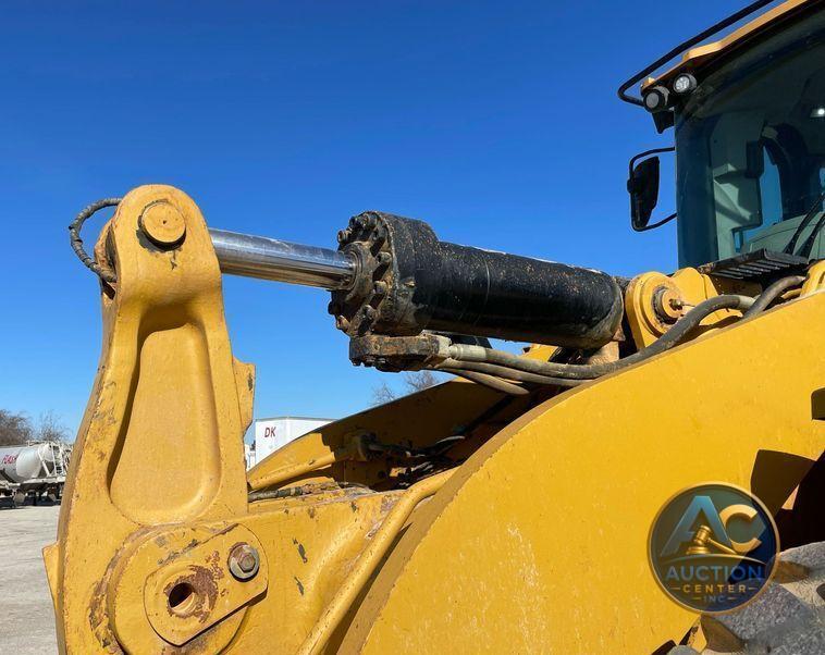 2015 Caterpillar 972M  wheel loader