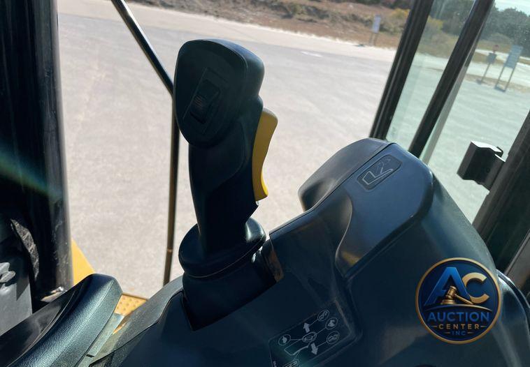 2015 Caterpillar 972M  wheel loader