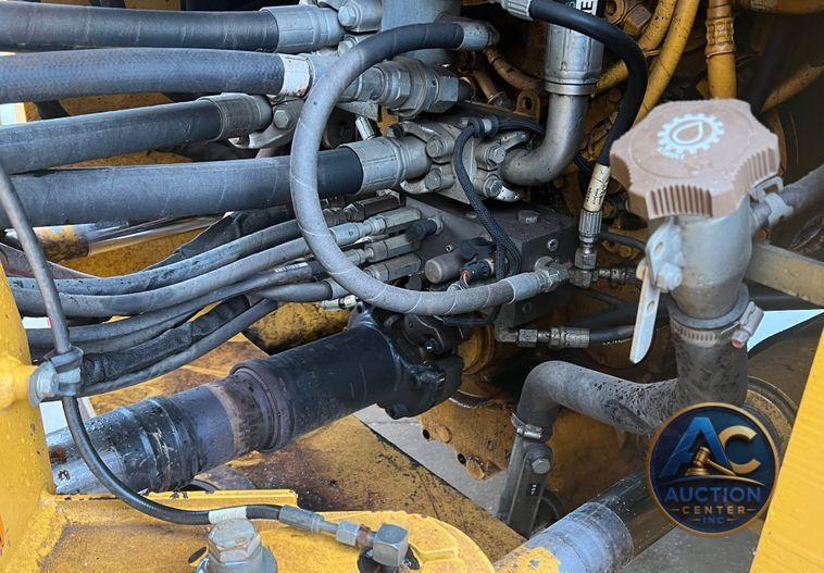 2020 John Deere 844L  wheel loader