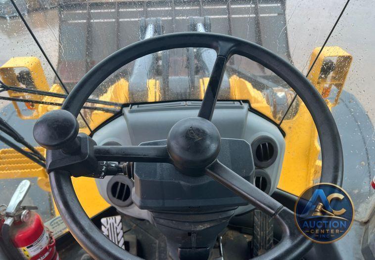 2020 John Deere 844L  wheel loader