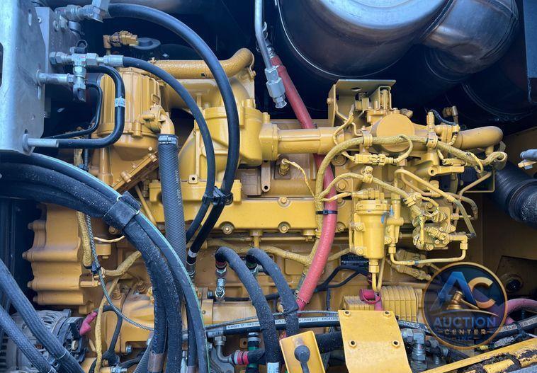 2020 John Deere 844L  wheel loader