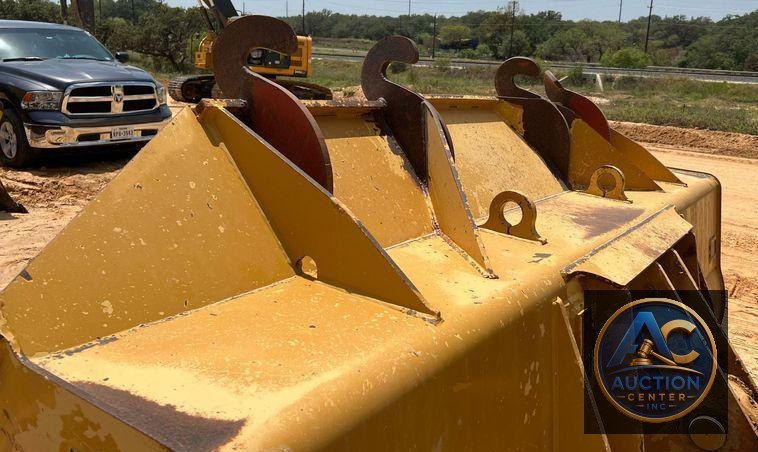 2013 Caterpillar 966K  wheel loader