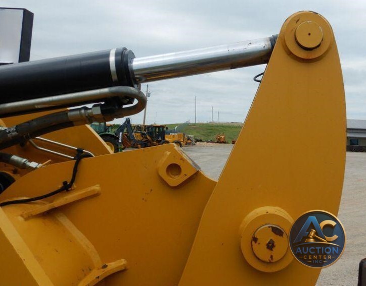 2013 Caterpillar 938K  wheel loader